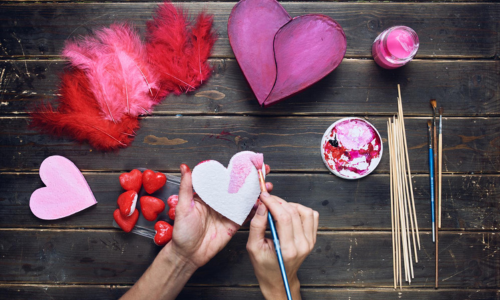 Valentýnské DIY dekorace z recyklovaných materiálů