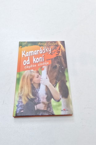 Kamarádky od koní.Chyťte zloděje