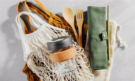 Malá kabelka, velký dopad: Zero waste výbava na každý den!