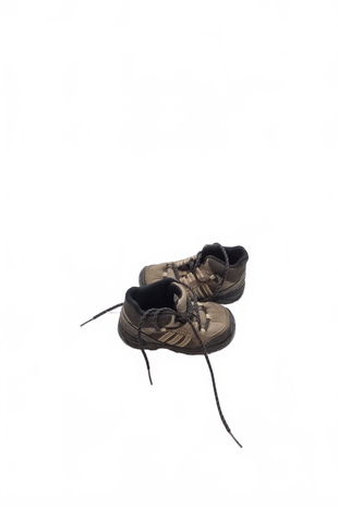 Chlapčenské topánky Adidas, farba hnedá, veľkosť 22