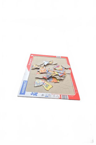 Hračka, barva vzorovaná