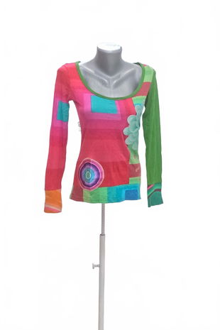 Dámske tričko Desigual bez potlače, farba vzorovaná, veľkosť S