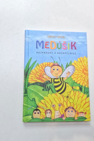 Kniha . (děti a mládež)