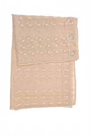 Závěs, barva béžová