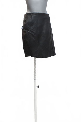 Dámska sukňa Sinsay, farba čierna, veľkosť M