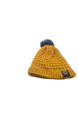 Čepice, barva žlutá