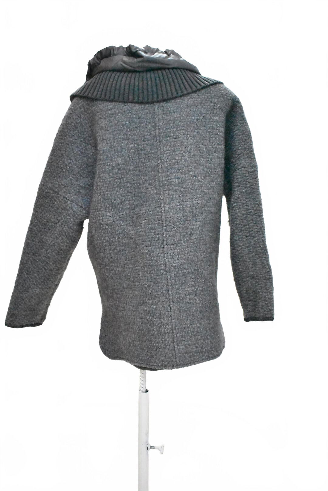 Dámska bunda Canda, farba sivá, veľkosť 40