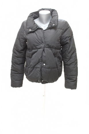 Dámska zimná bunda Cropp, farba čierna, veľkosť L