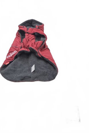 Doplněk pro domácí mazlíčky, barva červená