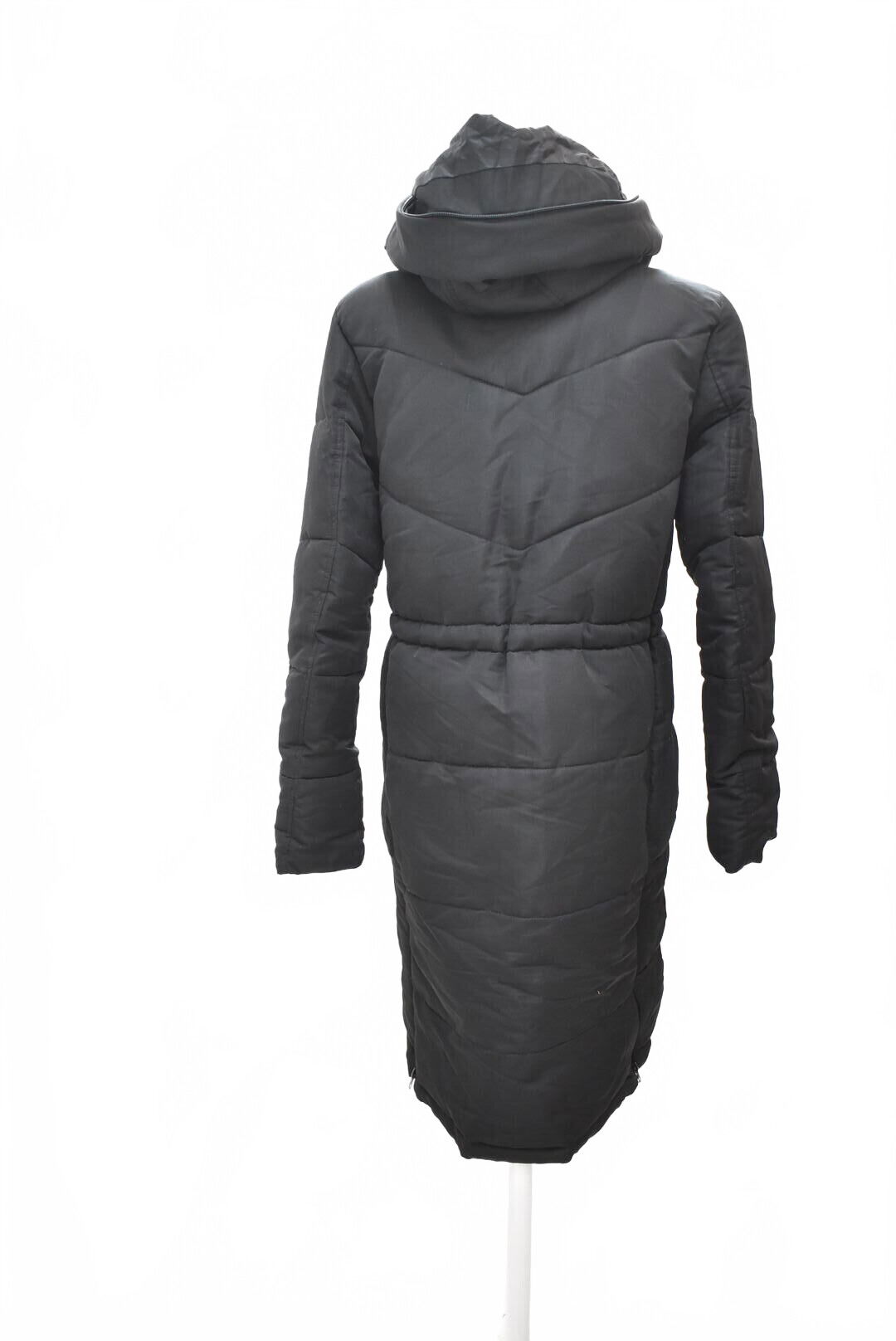 Dámska zimná bunda Cropp, farba čierna, veľkosť XS