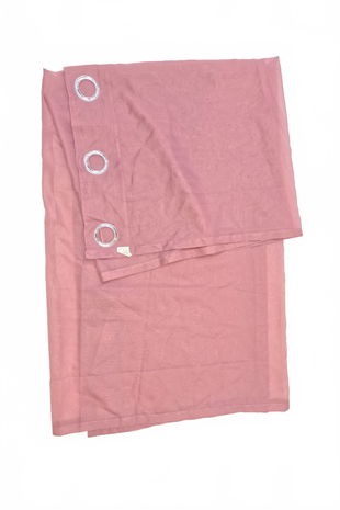 Závěs, barva růžová