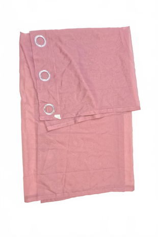 Závěs, barva růžová