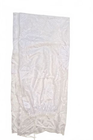 Záclona, barva bílá