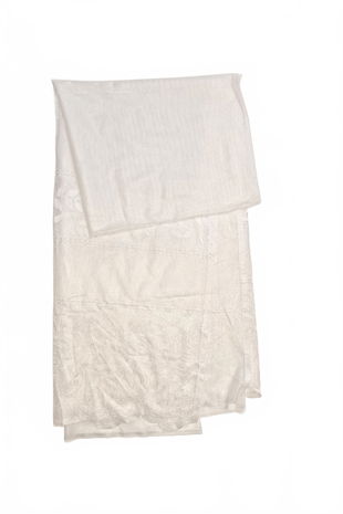 Záclona, barva bílá