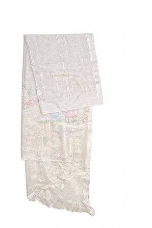 Záclona, barva vzorovaná