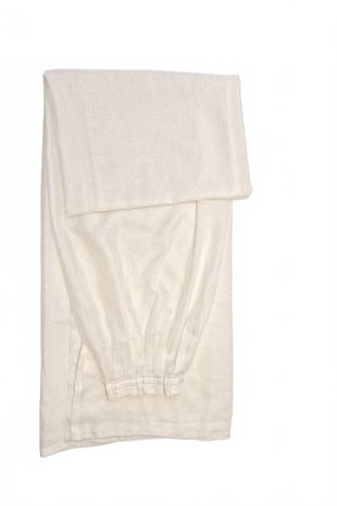 Záclona, barva bílá