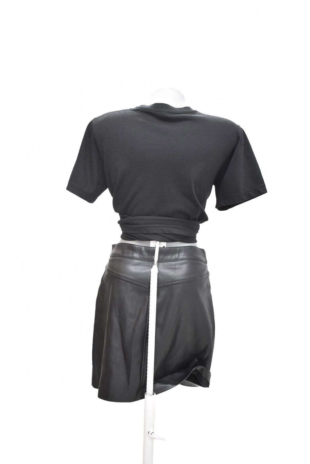 Dámska sukňa Amisu, farba čierna, veľkosť 34