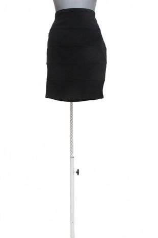 Dámska sukňa Amisu, farba čierna, veľkosť 42