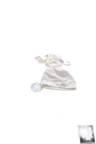 Čepice, barva béžová