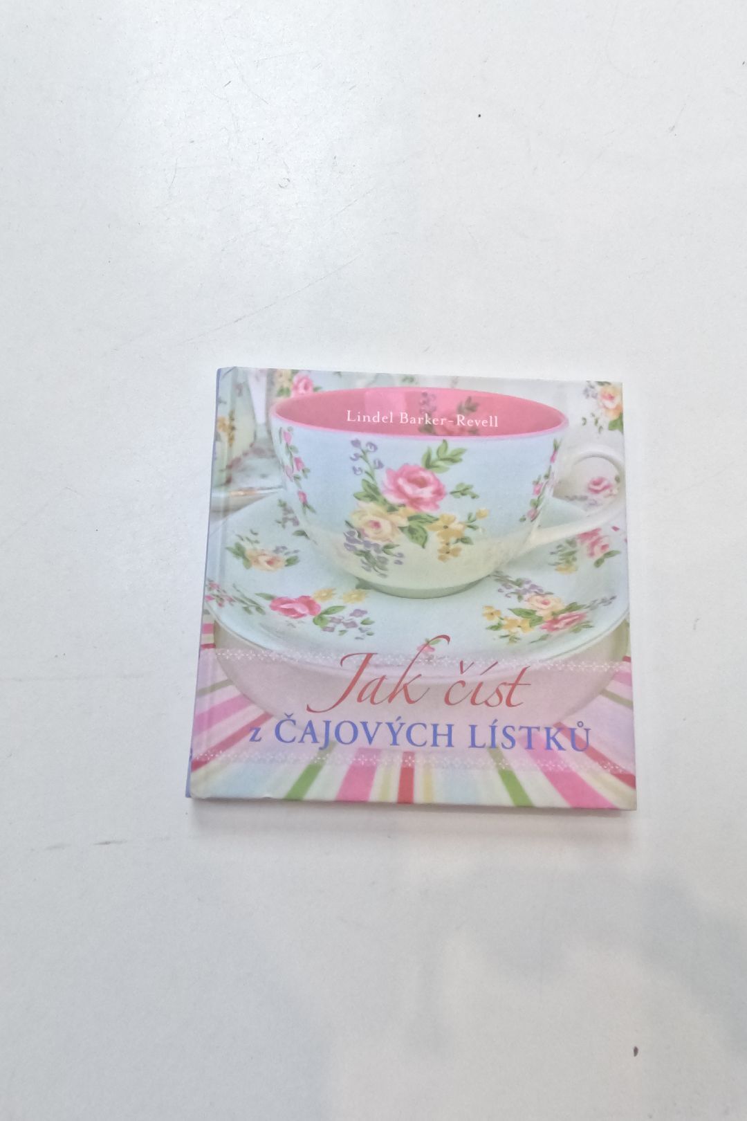 Jak číst z čajových lístků