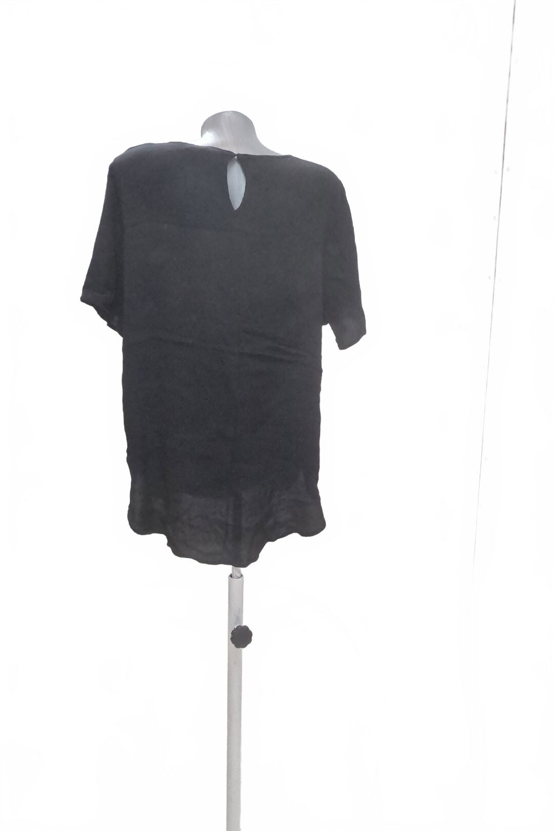 Dámské tričko H&M bez potisku, barva černá, velikost 48