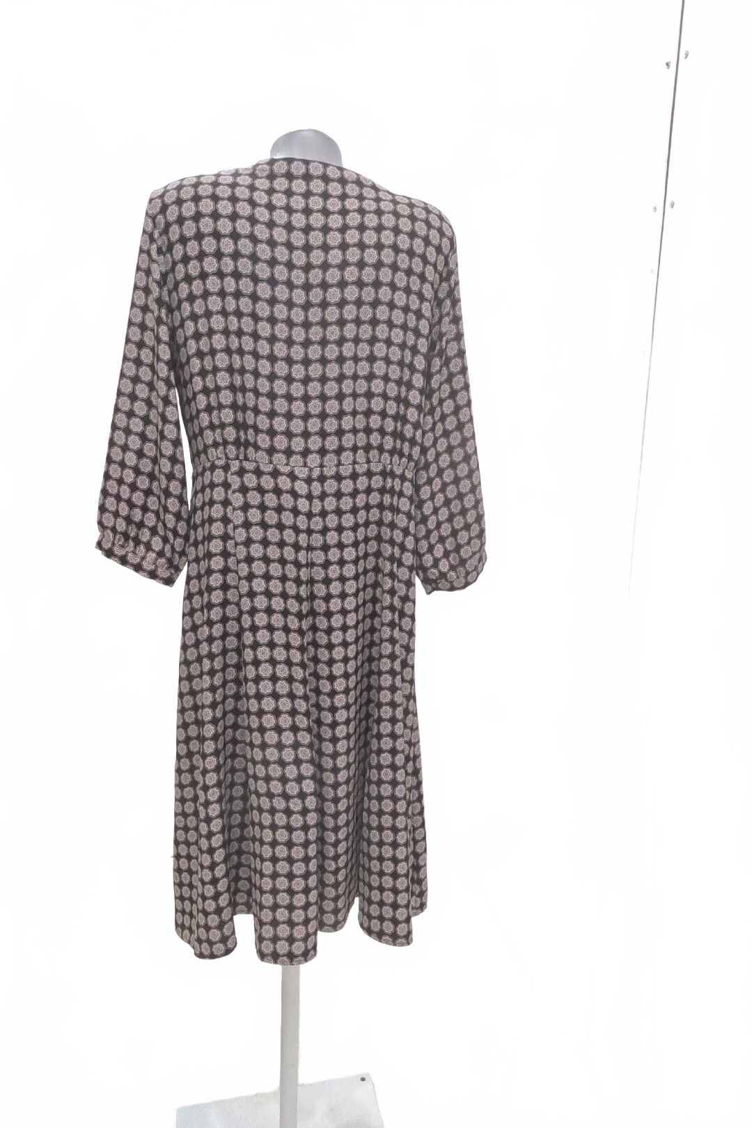 Dámske šaty Reserved, farba vzorovaná, veľkosť 42