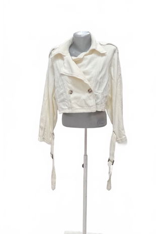 Dámska bunda Stradivarius, farba biela, veľkosť M