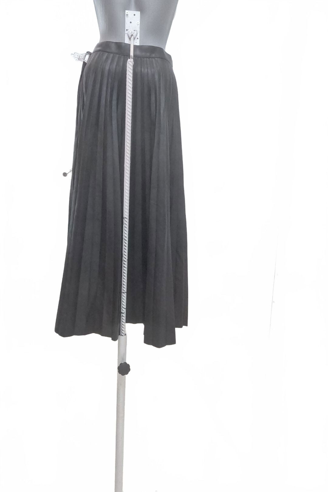 Dámska sukňa Topshop, farba čierna, veľkosť 38