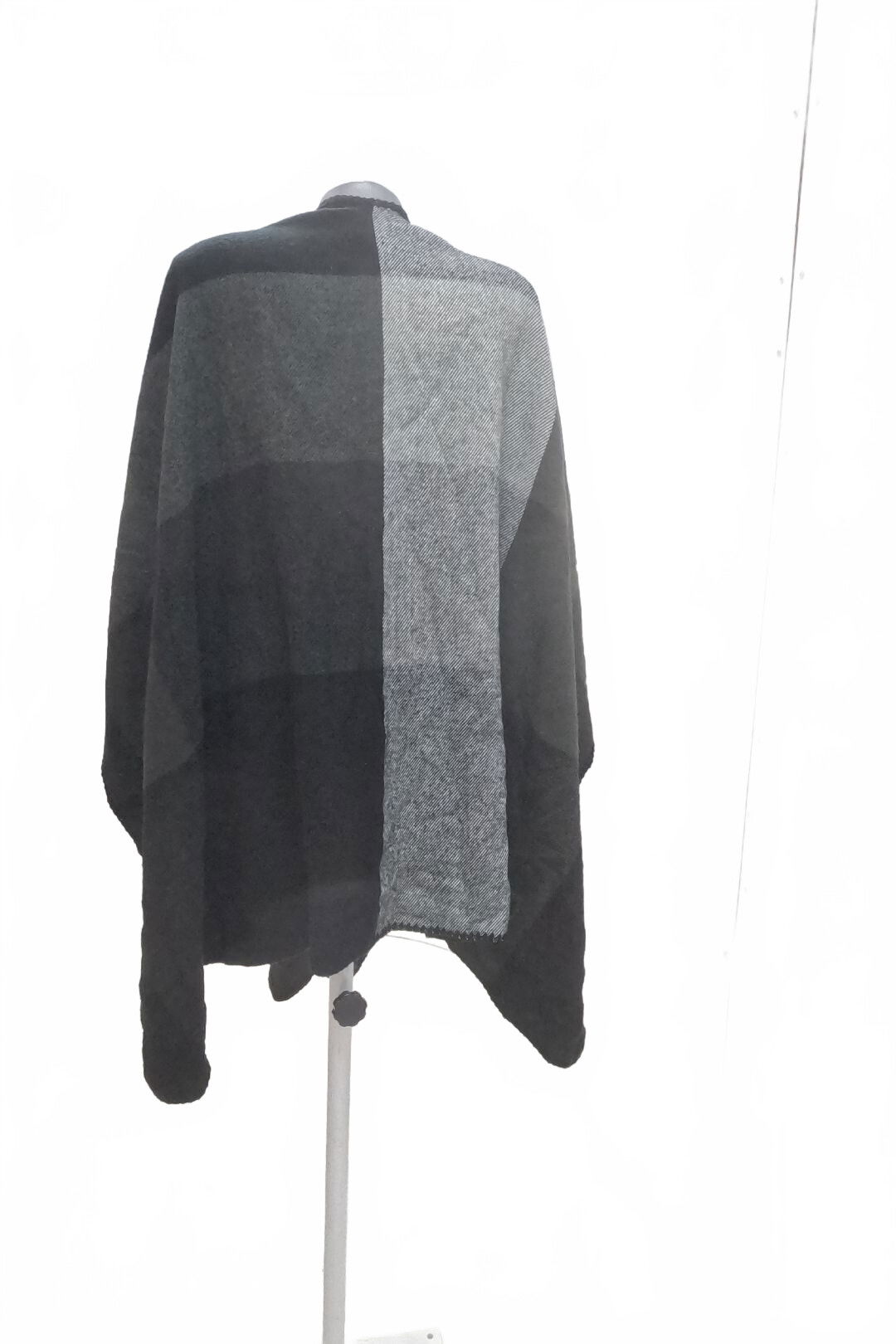 Dámská šála Genesis, barva vzorovaná