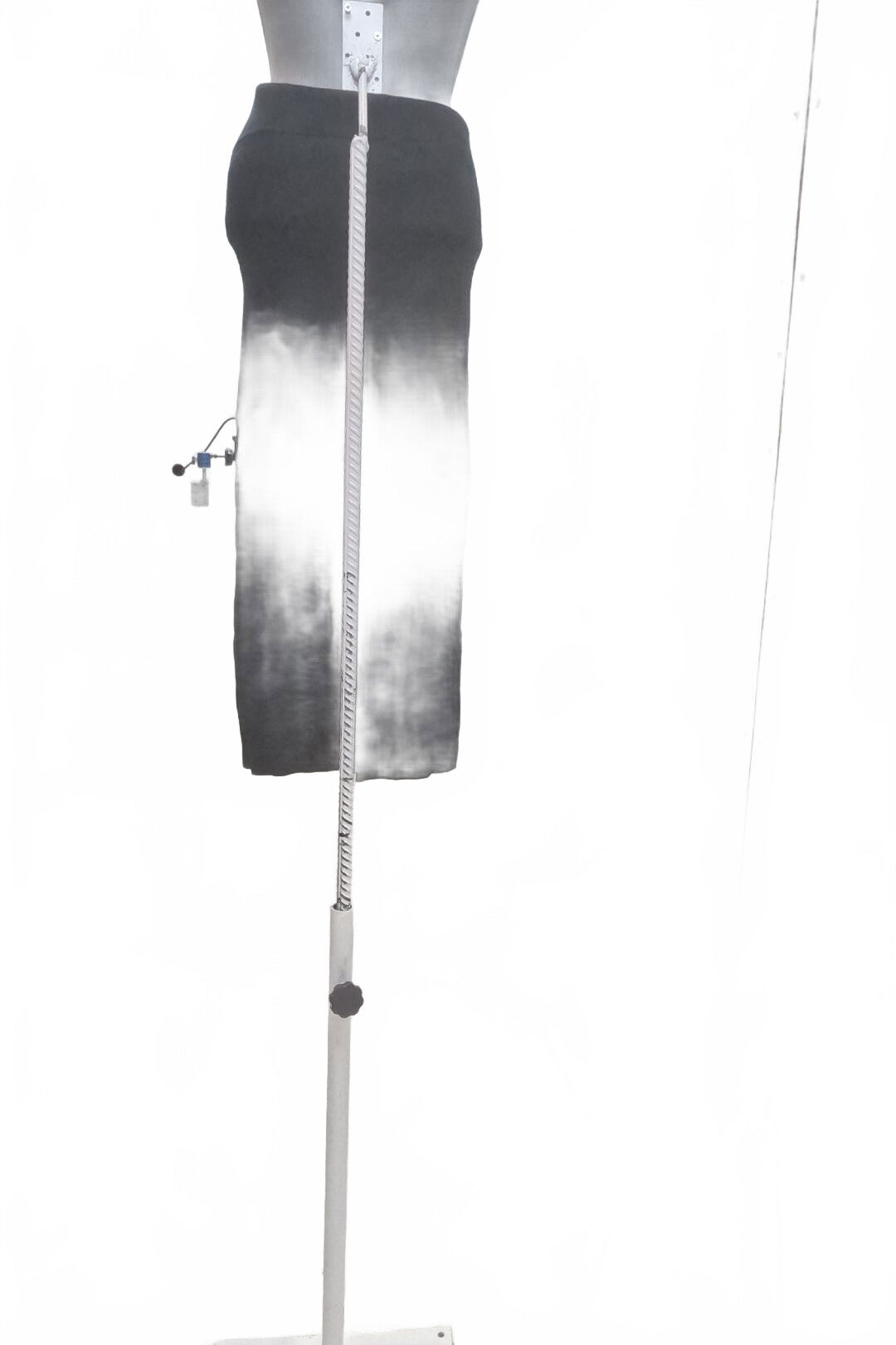 Dámska sukňa Reserved, farba čierna, veľkosť S