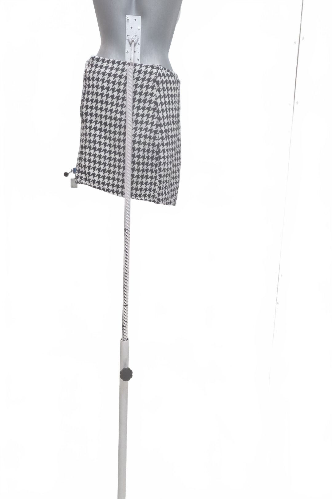 Dámska sukňa Trendyol, farba vzorovaná, veľkosť 38