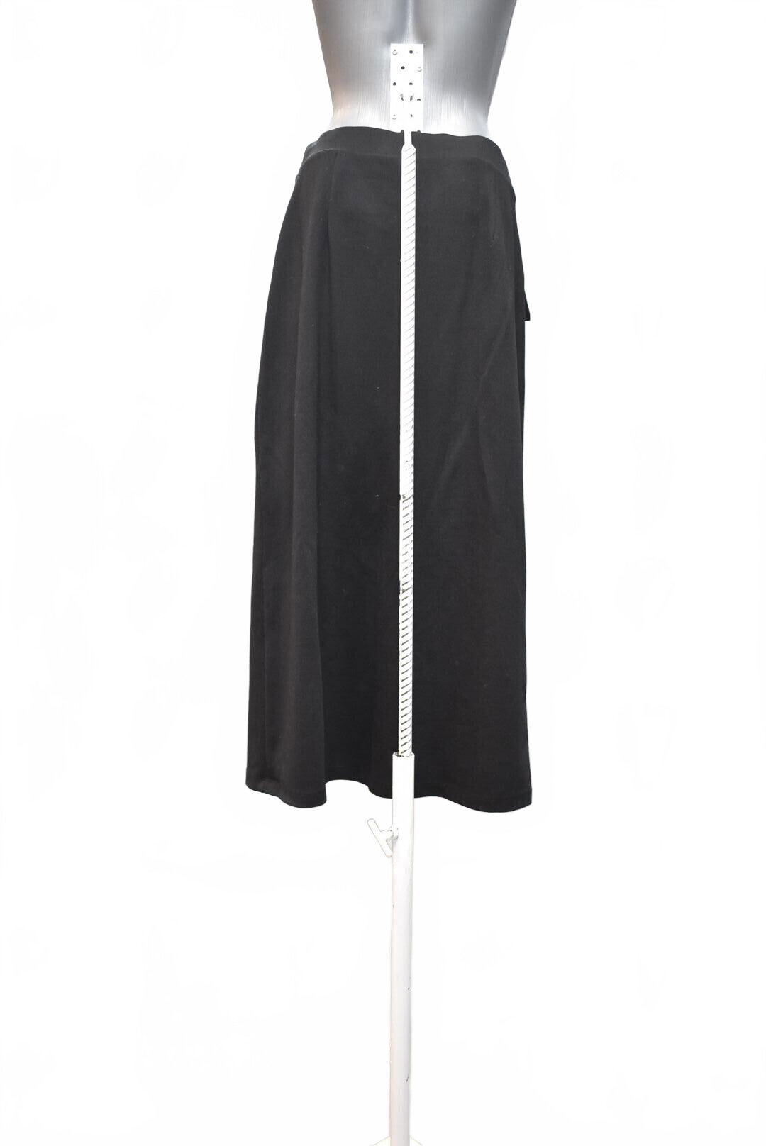 Dámska sukňa F&F, farba čierna, veľkosť 38