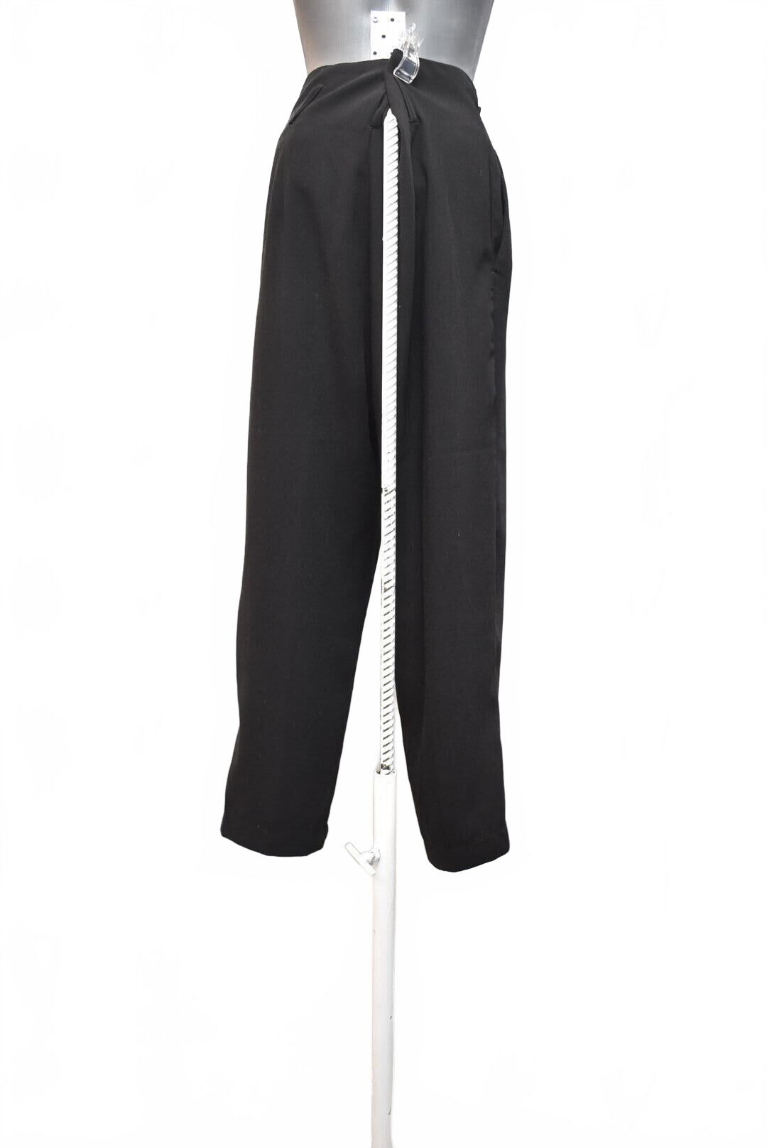 Dámske nohavice Stradivarius, farba čierna, veľkosť 40