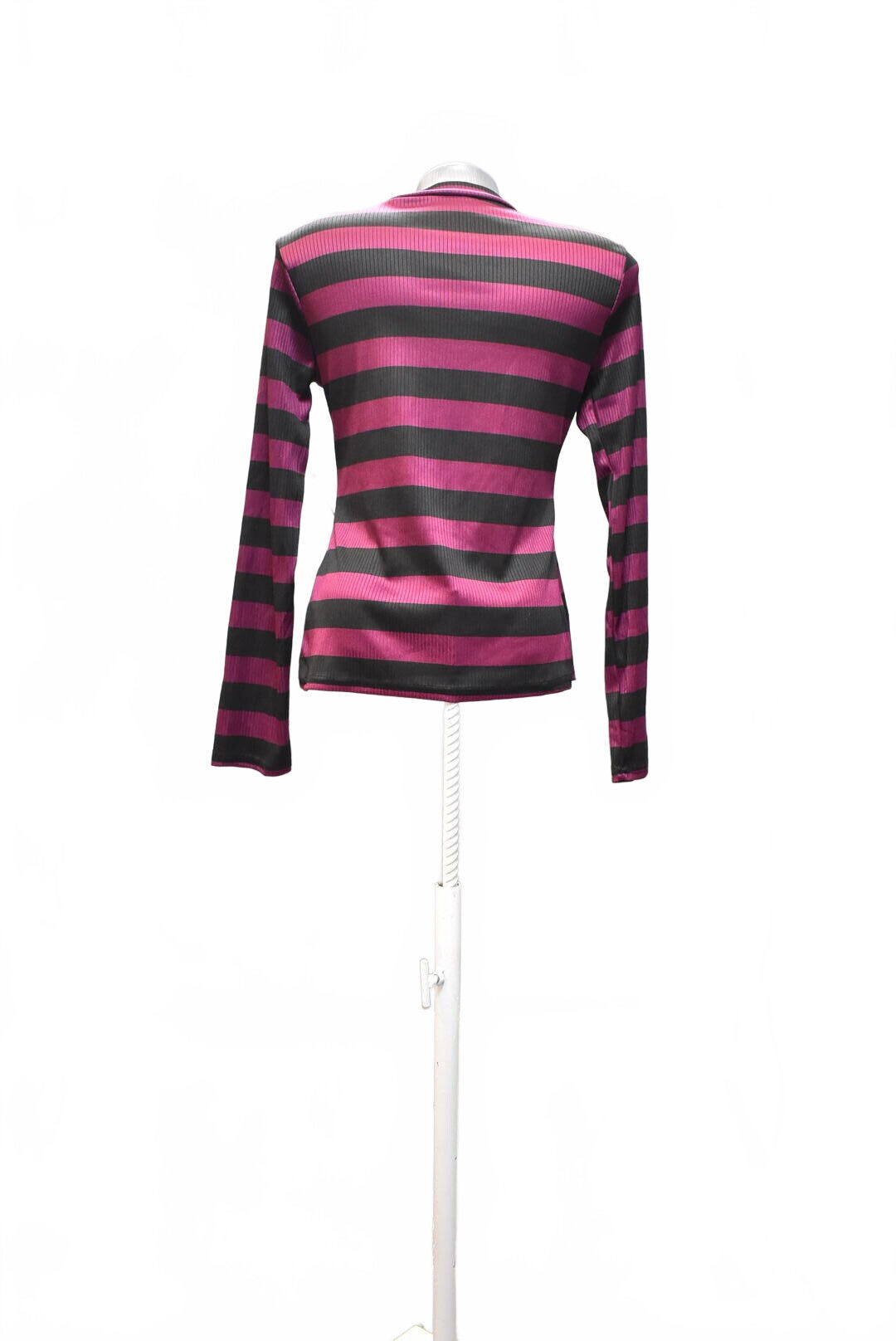 Dievčenské tričko Y.f.k bez potlače, farba pruhovaná, veľkosť 170