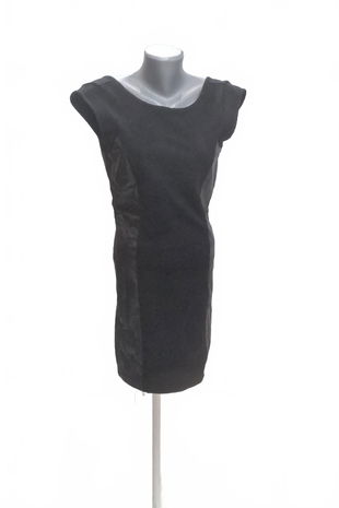 Dámske šaty Amisu, farba čierna, veľkosť 38