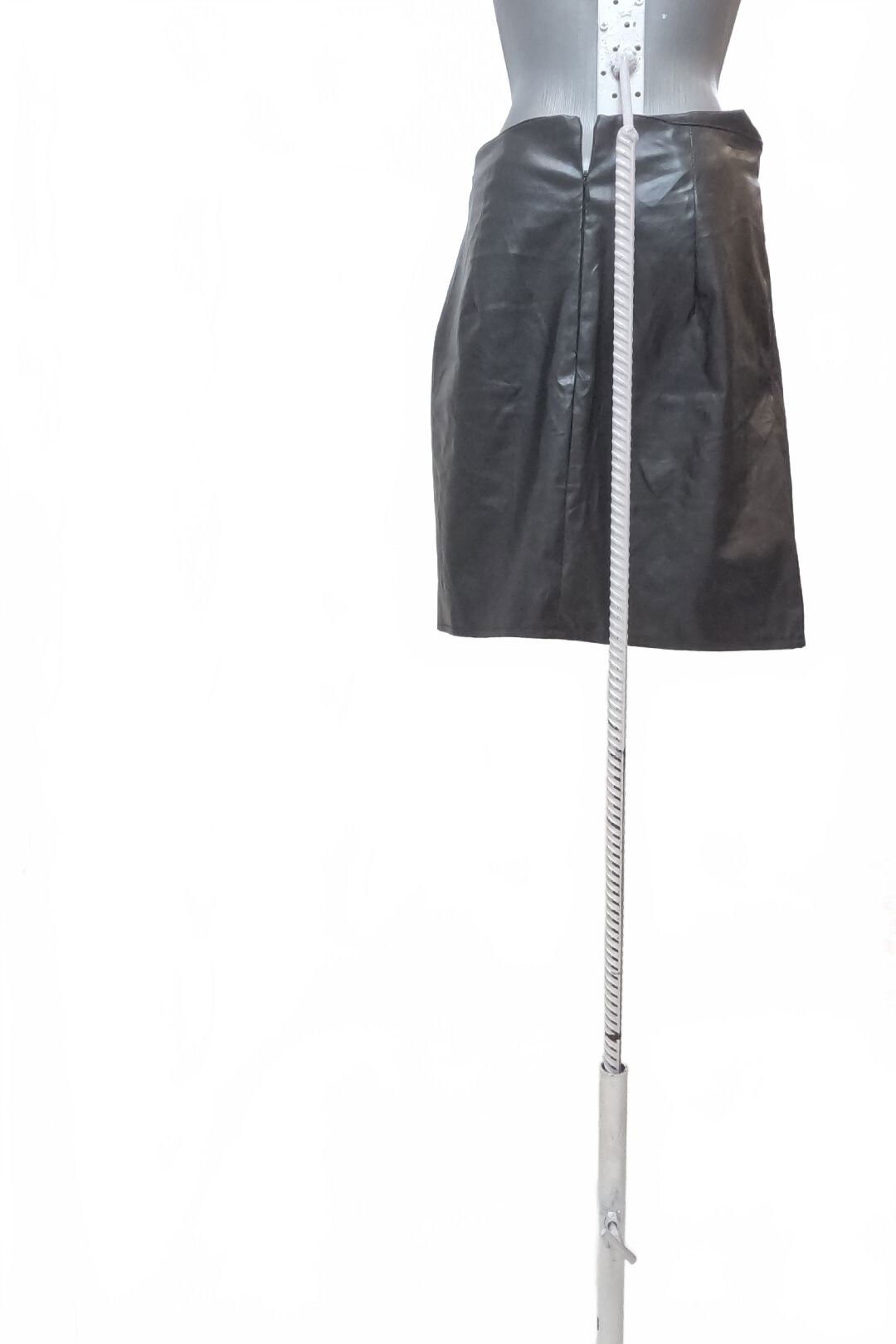 Dámska sukňa Shein, farba čierna, veľkosť 38