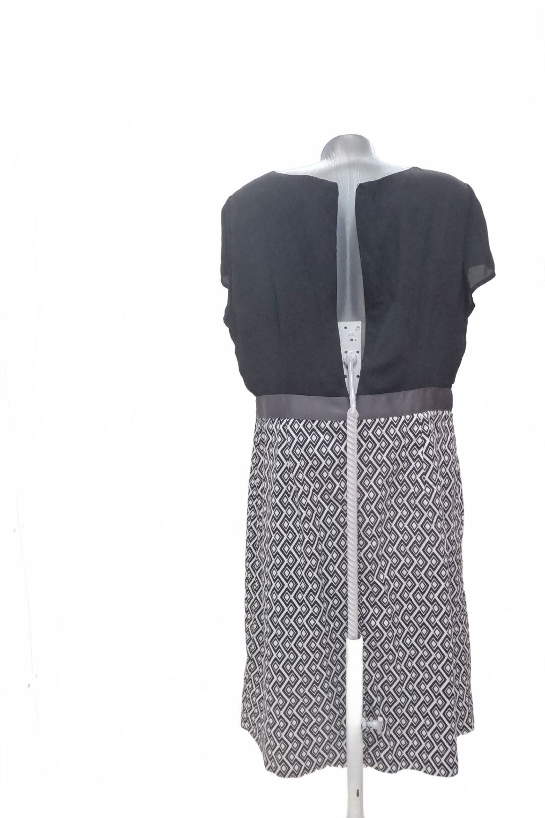 Dámské šaty Bpc Selection, barva vzorovaná, velikost 48