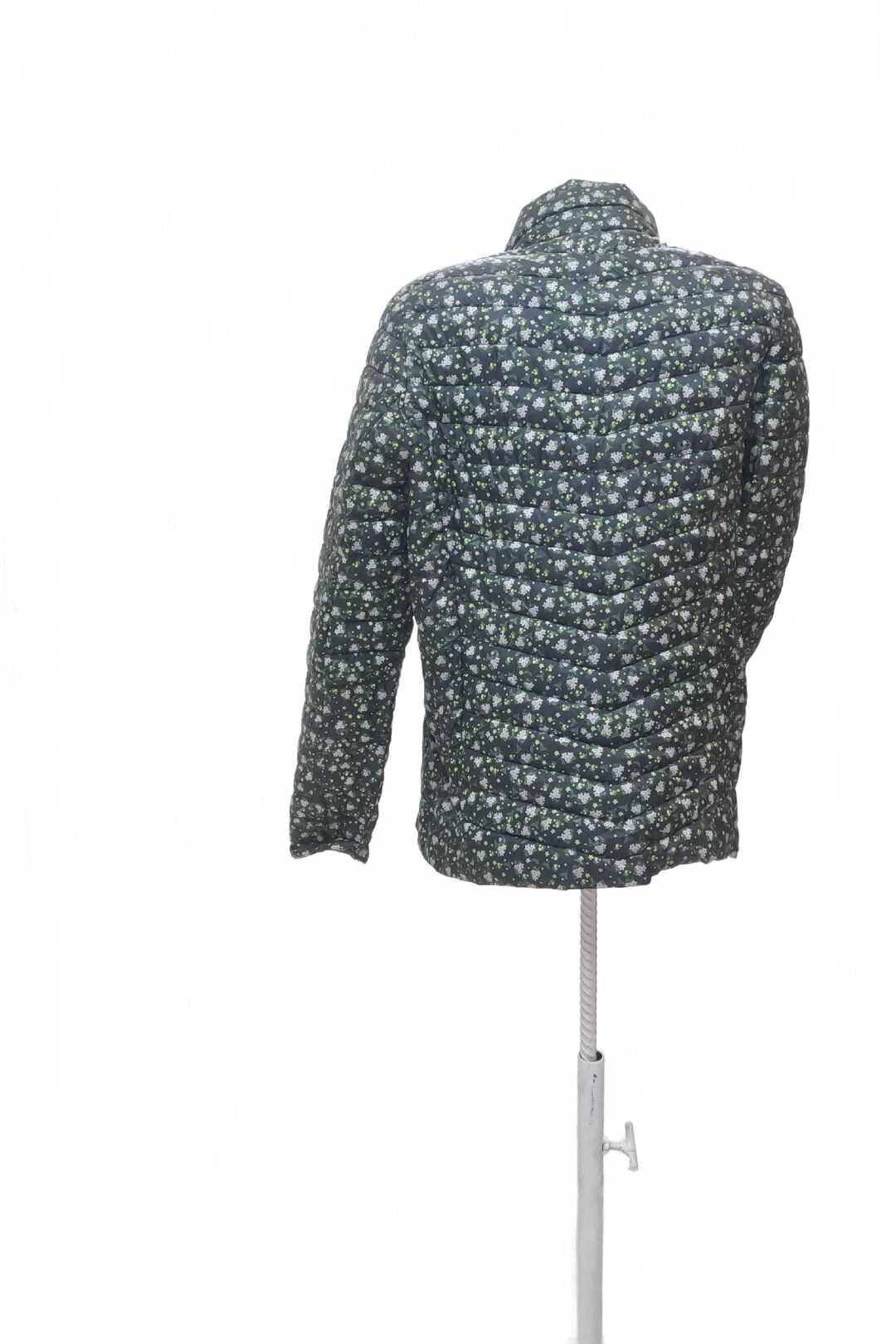 Dámska bunda Esmara, farba kvetovaná, veľkosť 42