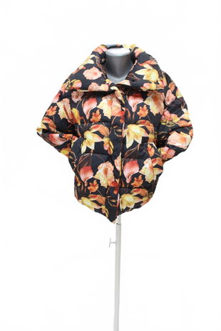 Dámska zimná bunda Cropp, farba kvetovaná, veľkosť M