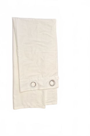 Závěs, barva bílá