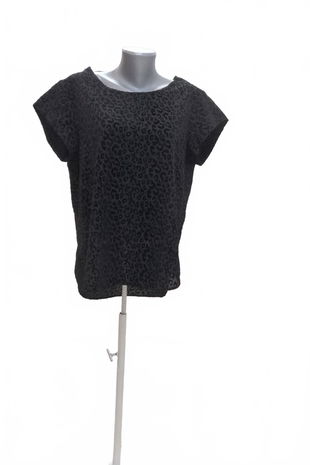 Dámske tričko Only bez potlače, farba čierna, veľkosť 42