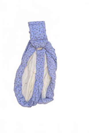 Nosítko, barva květovaná