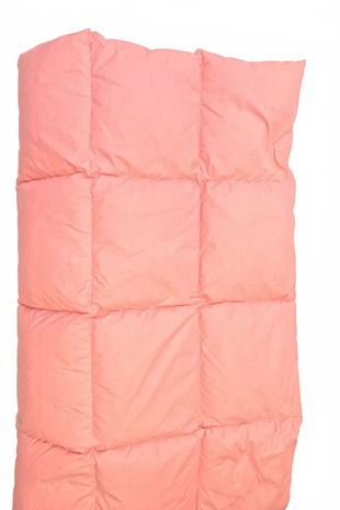 Peřina, barva růžová