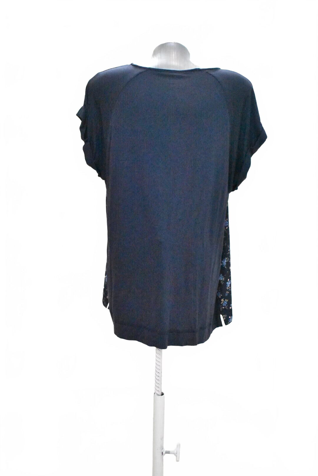 Dámske tričko Tchibo bez potlače, farba kvetovaná, veľkosť 40