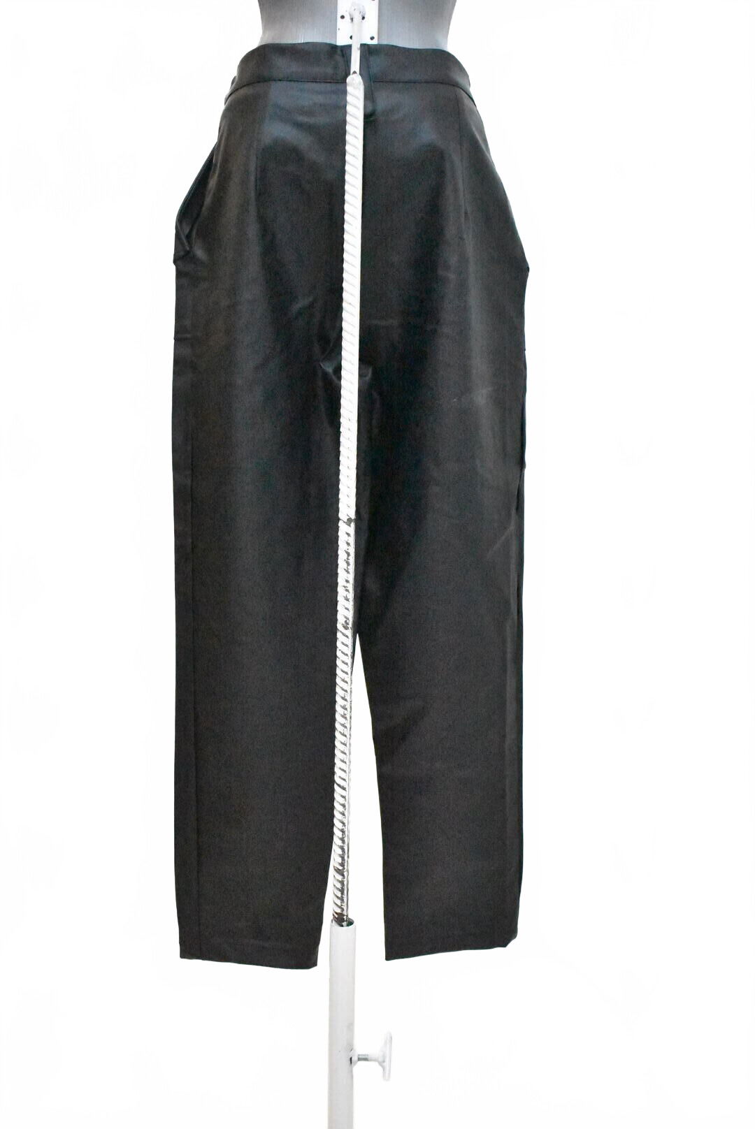 Dámske nohavice Trendyol, farba čierna, veľkosť 38