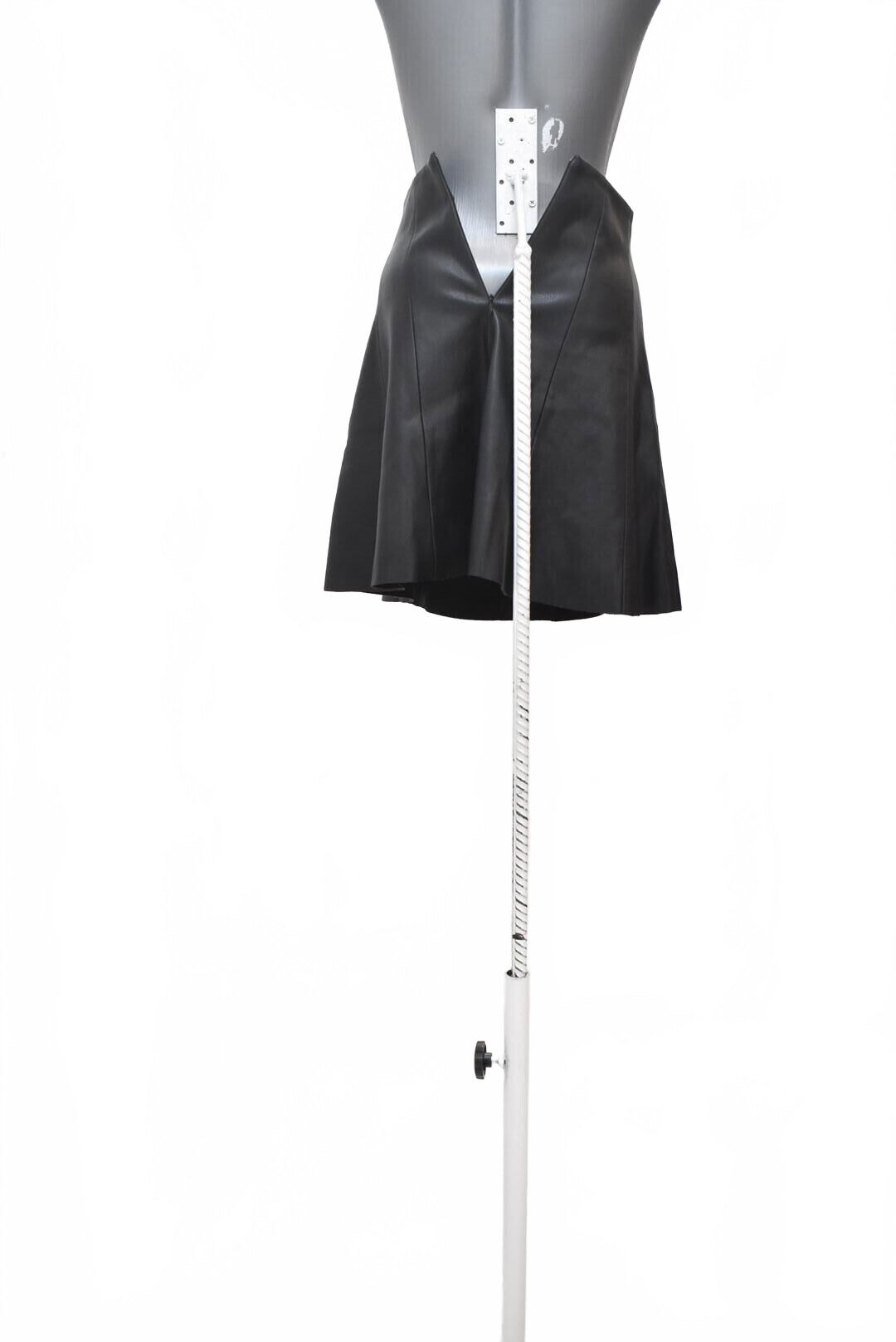 Dámska sukňa Amisu, farba čierna, veľkosť 34