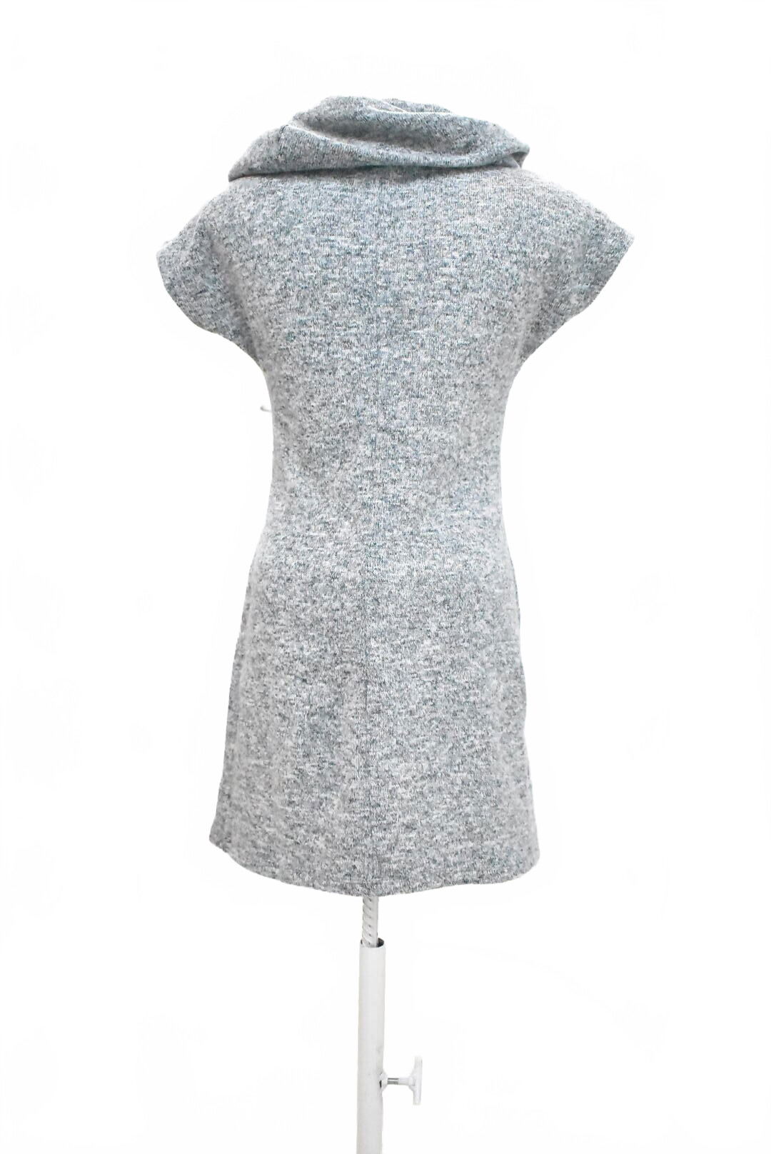 Dámske šaty Genesis, farba sivá, veľkosť M