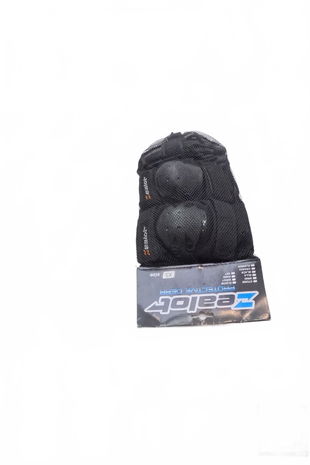 Dětský doplňek, barva černá