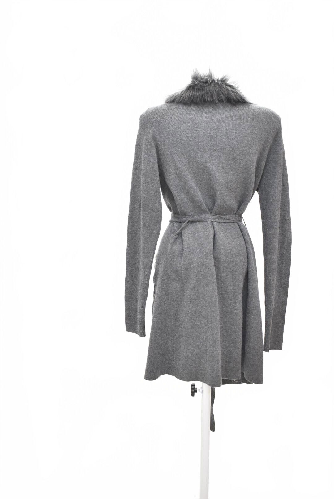 Dámsky sveter F&F, farba sivá, veľkosť 38