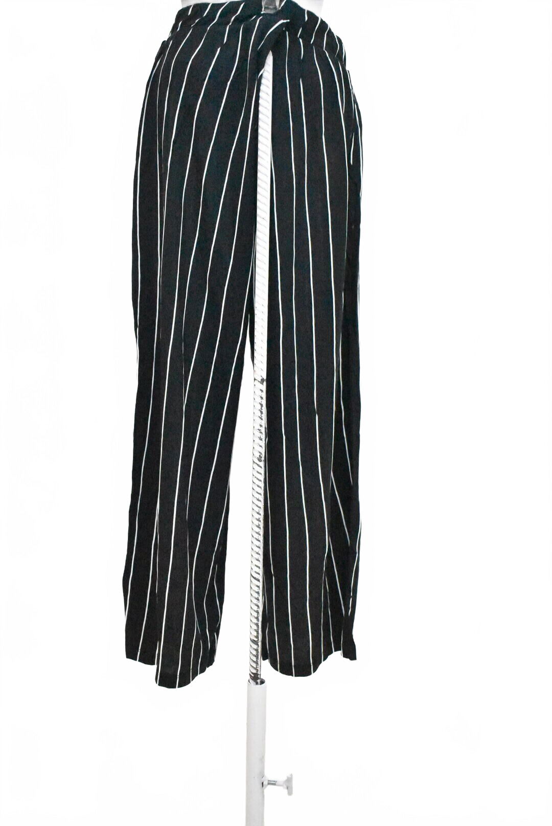 Dámske nohavice Divided, farba pruhovaná, veľkosť L